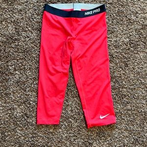 Nike Pro Capri leggings